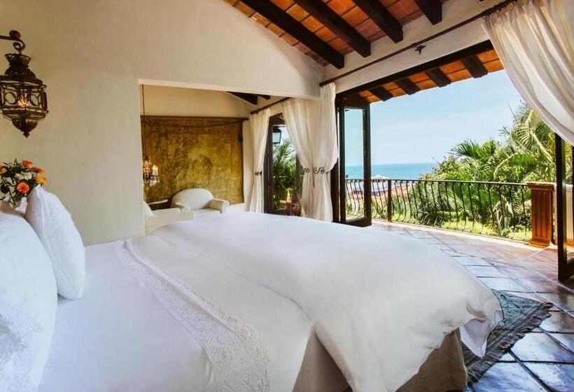 سوئیت مستر با چشم‌انداز, Hacienda San Angel
