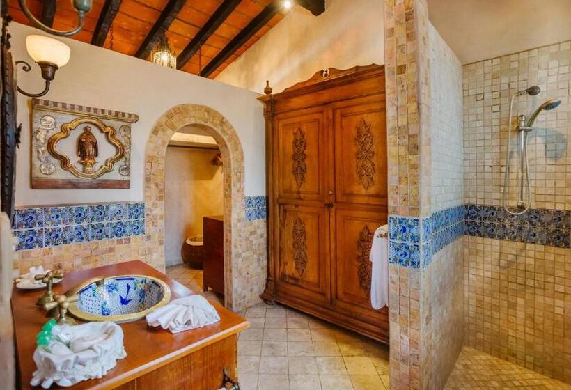 سوئیت رویال, Hacienda San Angel
