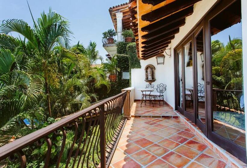 سوئیت مستر با چشم‌انداز, Hacienda San Angel