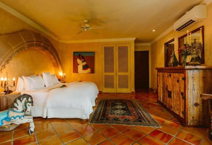 سوییت جونیور, Hacienda San Angel