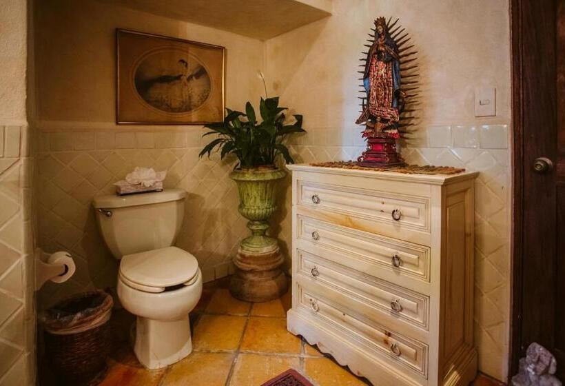 سوییت جونیور, Hacienda San Angel