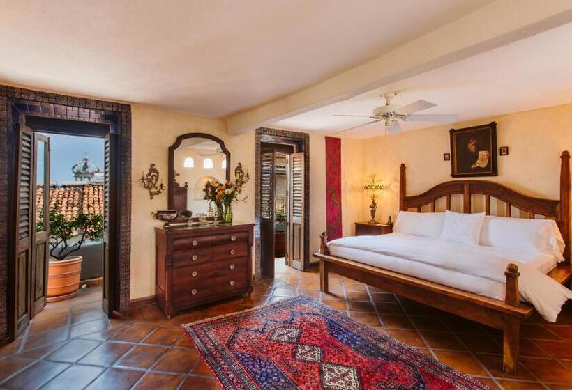 سوییت جونیور, Hacienda San Angel
