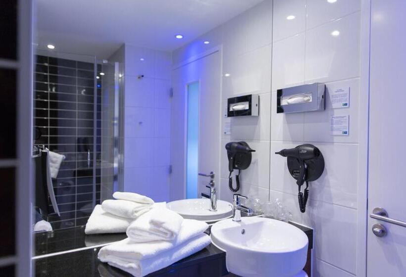 스탠다드 룸, Holiday Inn Express Toulon   Est, An Ihg