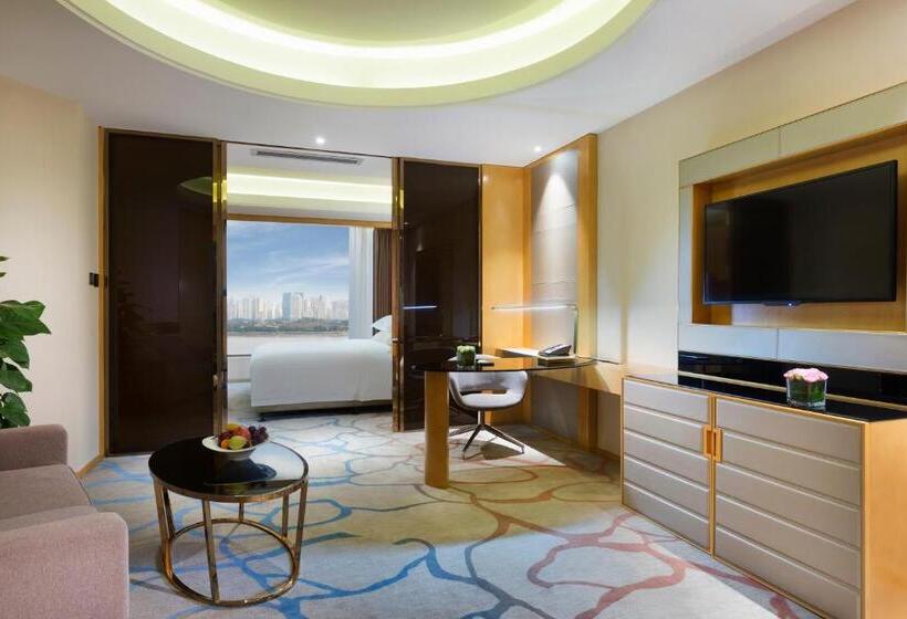 Люкс Deluxe Кровать Кинг, Pullman Wenzhou