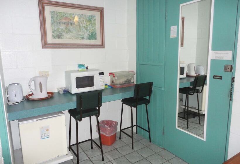 Семейный Номер, Murwillumbah Hotel & Apartments