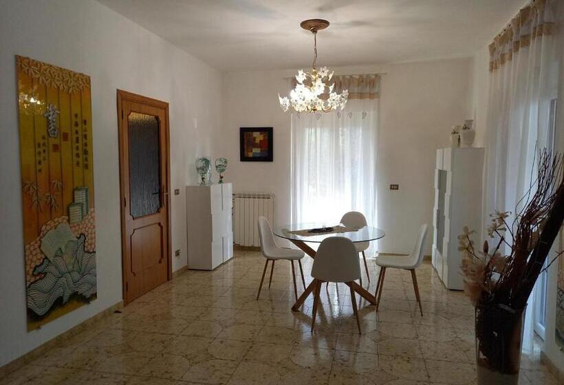 Люкс 2 Спальни, Casa Emilia