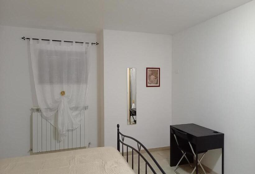 Семейный Номер, Casa Emilia
