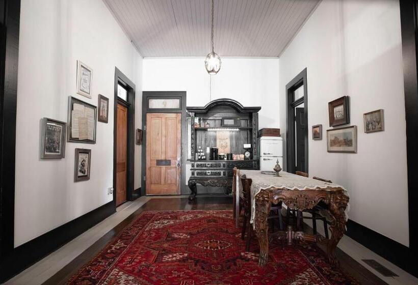 Стандартный Номер Кровать Кинг, Beard And Lady Inn
