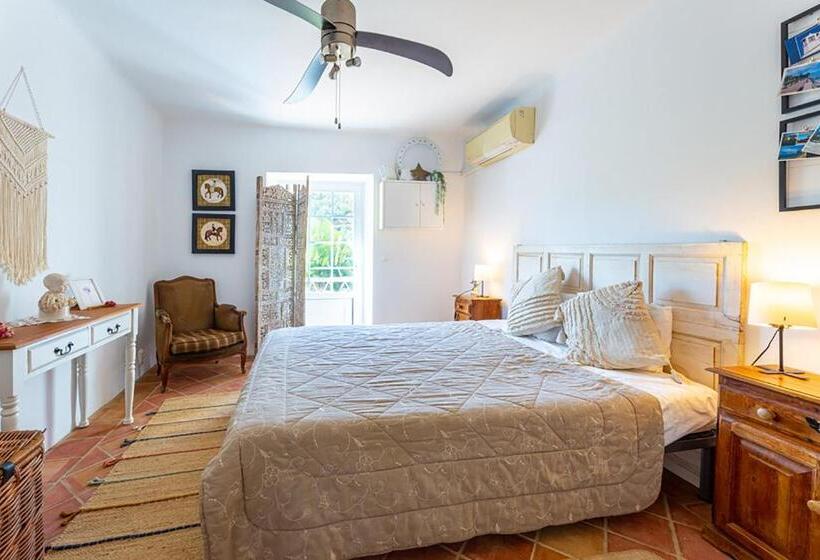 Дом 1 Спальня, Charming Country House