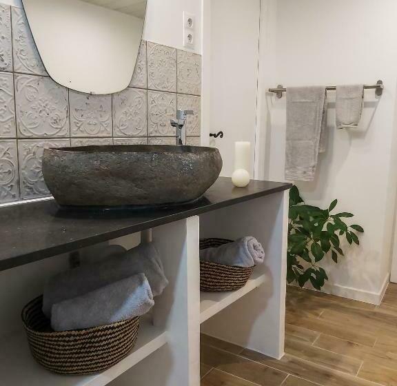 스탠다드 룸 풀장 전망, Etoilevacances Chambres D Hotes Campagne En Lavande