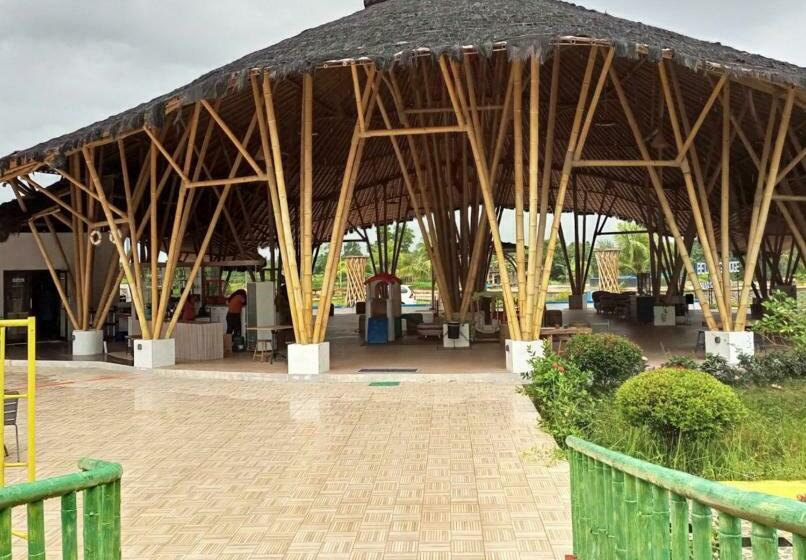 수피리어 룸, Urbanview Hotel Belitung Lodge Resto & Club House By Reddoorz