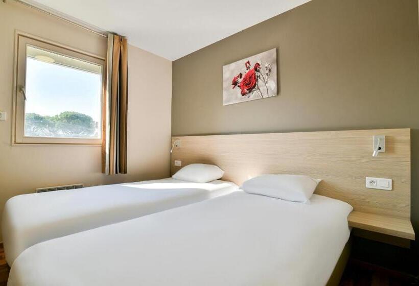 Номер Стандарт, B&b Hotel Bollène