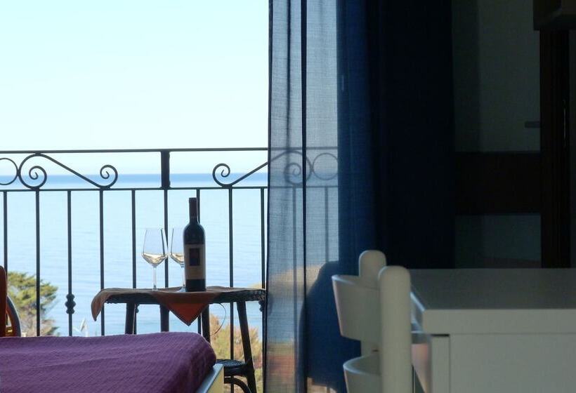Номер Стандарт Вид на Море с Балконом, Bella Vista S Archittu