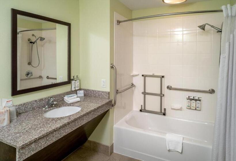Номер Стандарт Адаптированный для Инвалидов, Holiday Inn Express & Suites Lebanon, An Ihg