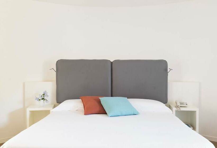 Номер Superior, Infinity Resort Tropea
