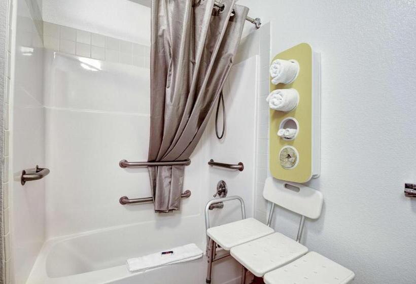 Номер Стандарт, Motel 6colby, Ks