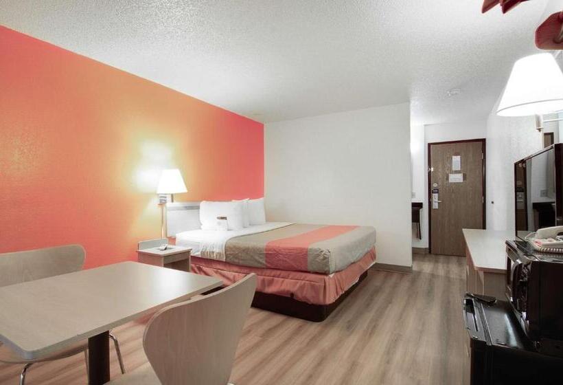 Номер Стандарт, Motel 6colby, Ks
