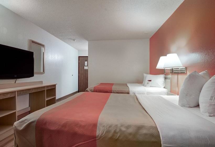 Номер Стандарт 2 Двуспальные Кровати, Motel 6colby, Ks