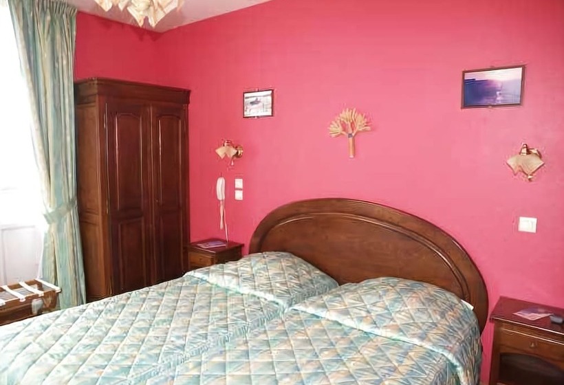 Triple Room Sea View, De Calais