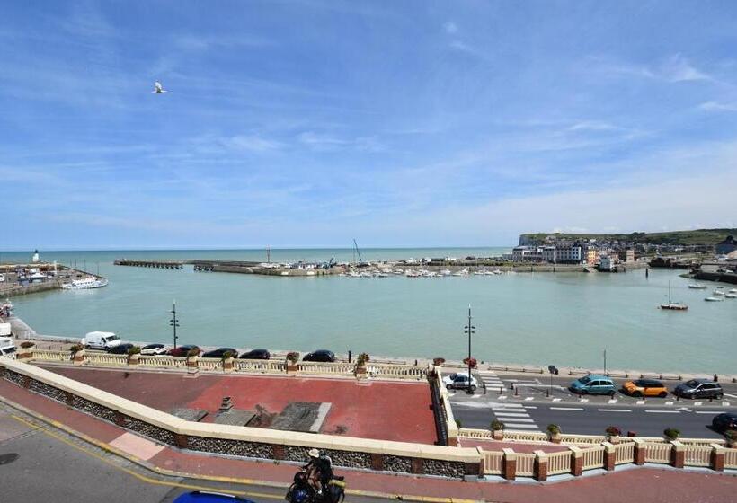 Номер Стандарт Вид на Море, De Calais