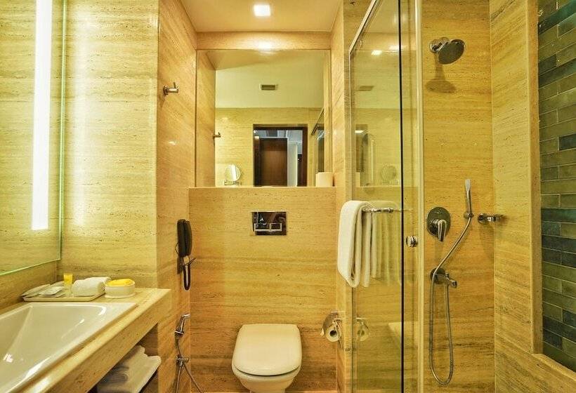 标准间带阳台, Hyatt Centric Rajpur Road Dehradun