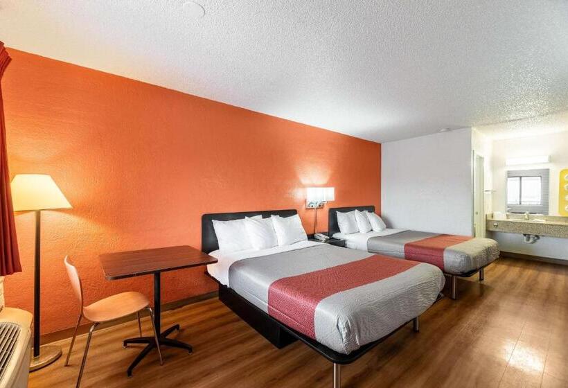 Номер Стандарт Адаптированный для Инвалидов, Motel 6eloy, Az  Casa Grande