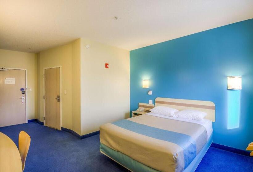 デラックスルーム, Motel 6estevan, Sk