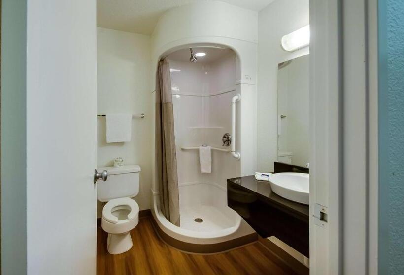اتاق استاندارد چهار تخته, Motel 6lenexa, Ks  Kansas City Southwest