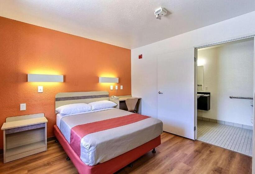 חדר סטנדרט מותאם לאדם עם מוגבלויות, Motel 6fremont, Ca  North