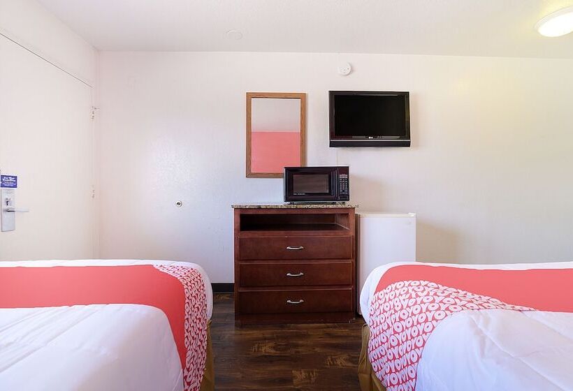 ２ダブルベッドのスタンダードルーム, Oyo Hotel South Bend Campus