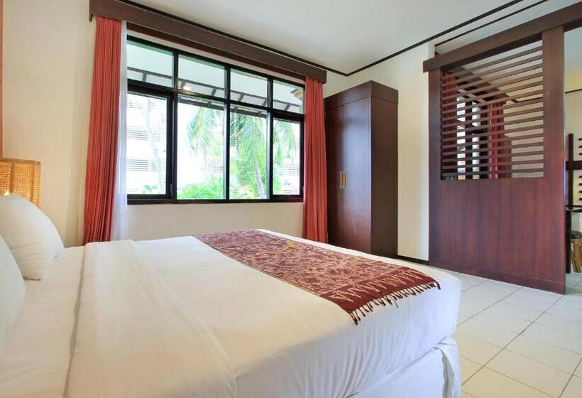 Люкс, Puri Naga Beachfront Cottages