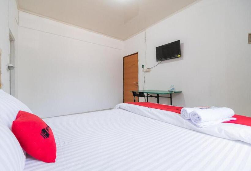 Номер Стандарт, Reddoorz Near Terminal Bubulak Bogor