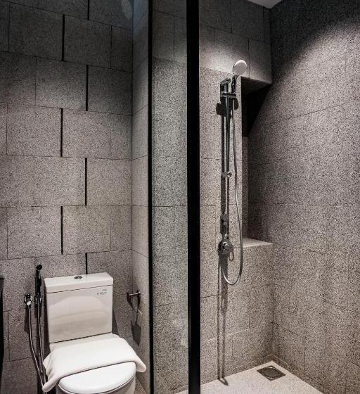 استودیوی استاندارد با تخت دو نفره بزرگ, Mana Mana Suites At Scarletz Klcc