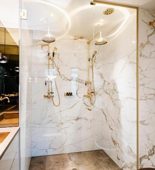 اتاق استاندارد با چشم‌انداز, Boutique Hotel The Noblemen