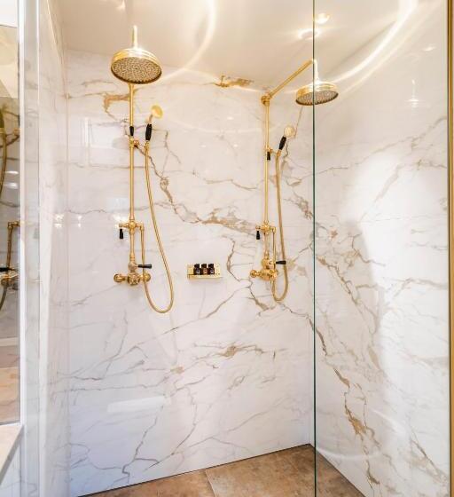 اتاق استاندارد با چشم‌انداز, Boutique Hotel The Noblemen