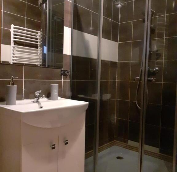 Quarto Deluxe, Noclegi Pod Dębem, Pulandia Brzózki