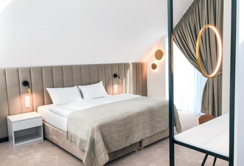 Quarto Superior Cama King, & Restauracja Nad Sandelą