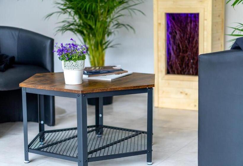 Quarto Quadruple Standart com Varanda, Dolina Dunajca