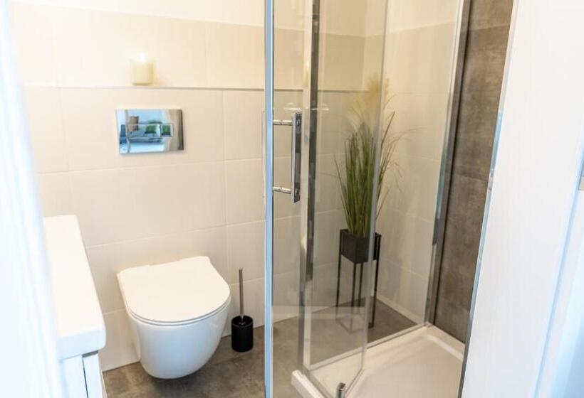 Apartamento 1 Dormitório com Sacada, Dolina Dunajca