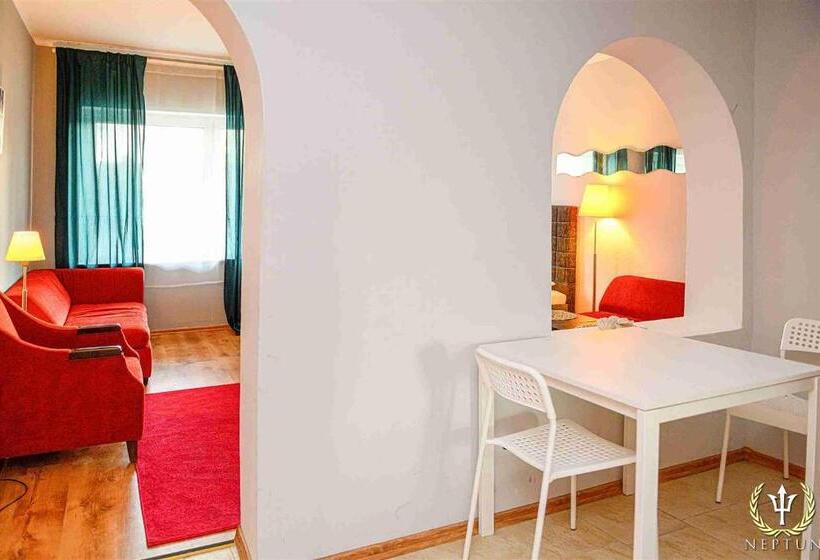 Quarto Familiar, Neptun ψ Resort