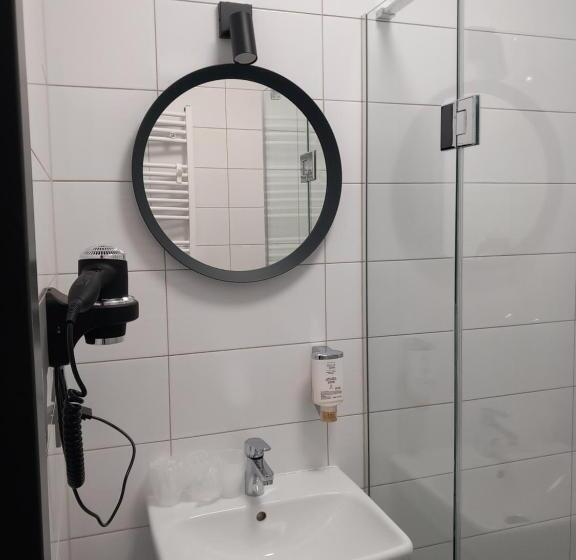 Номер Стандарт Трехместный, Jura Hotel Osiek