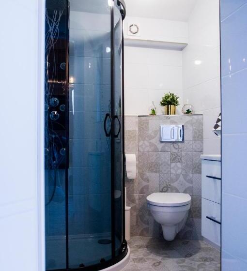 سوییت لوکس, Underground Jacuzzi Rooms