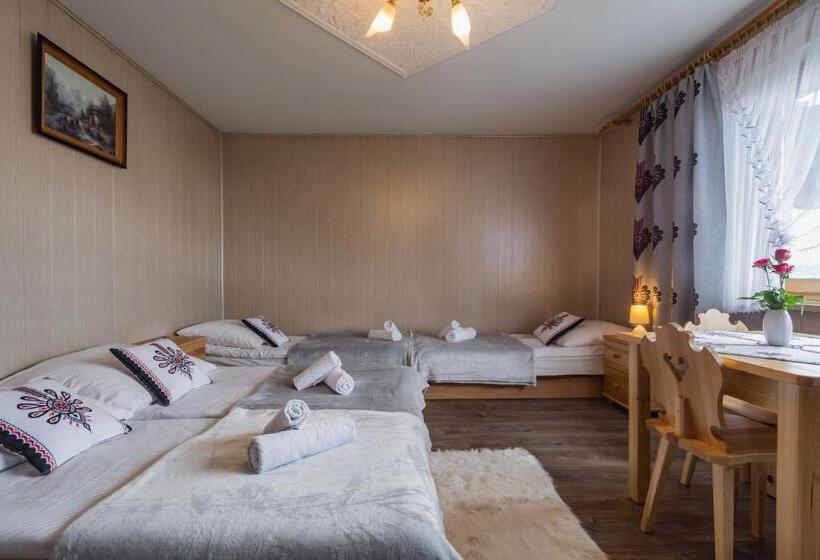 Четырехместный Номер Стандарт, Agrotatry U Stachy
