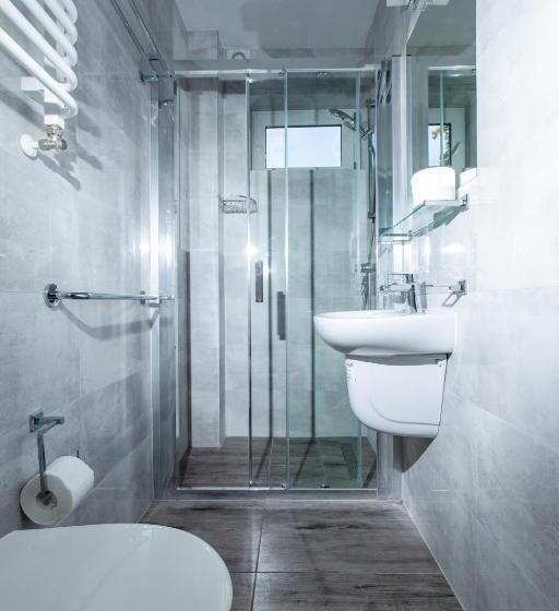Номер Стандарт Вид на Бассейн, Ośrodek Kolonijno Wczasowy Mewa   Przy Plaży Z Basenem Z Podgrzewaną Wodą I Mini Spa