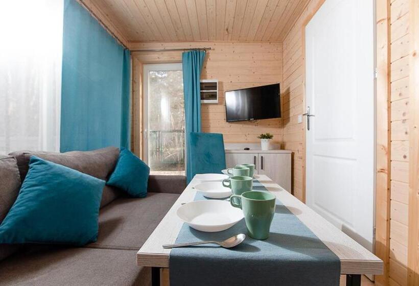 Шале 1 Спальня, Ośrodek Kolonijno Wczasowy Mewa   Przy Plaży Z Basenem Z Podgrzewaną Wodą I Mini Spa