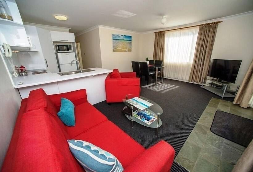 Апартаменты 2 спальни Вид на Сад, Beaches Serviced Apartments
