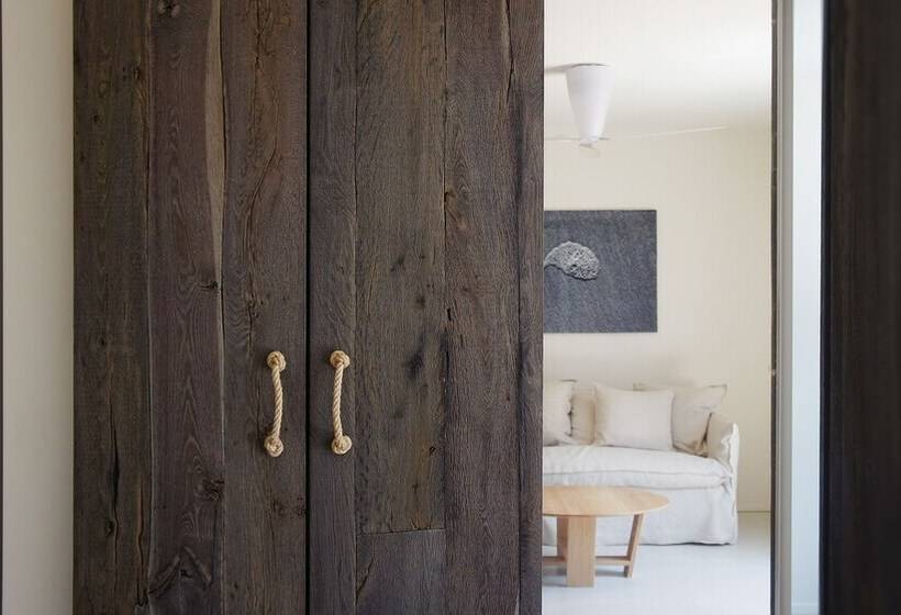 سوئیت مدیریتی 2 خوابه, La Plage Casadelmar