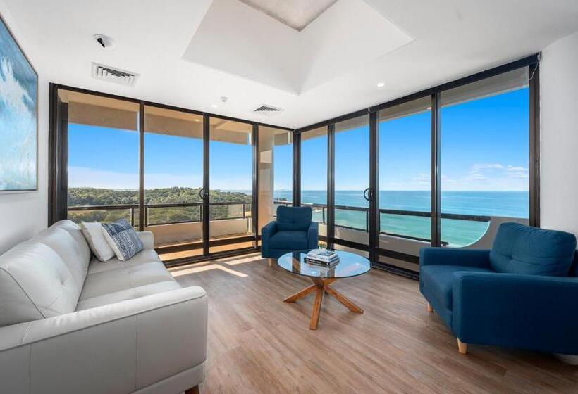 1 Bedroom Penthouse Apartment, Pacific Towers Beach Resort