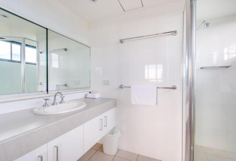 آپارتمان 2 خوابه با چشم‌انداز دریا, Pacific Towers Beach Resort
