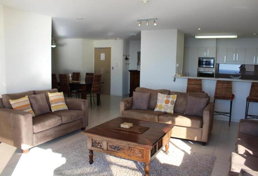 آپارتمان 3 خوابه با چشم‌انداز دریا, Pacific Towers Beach Resort